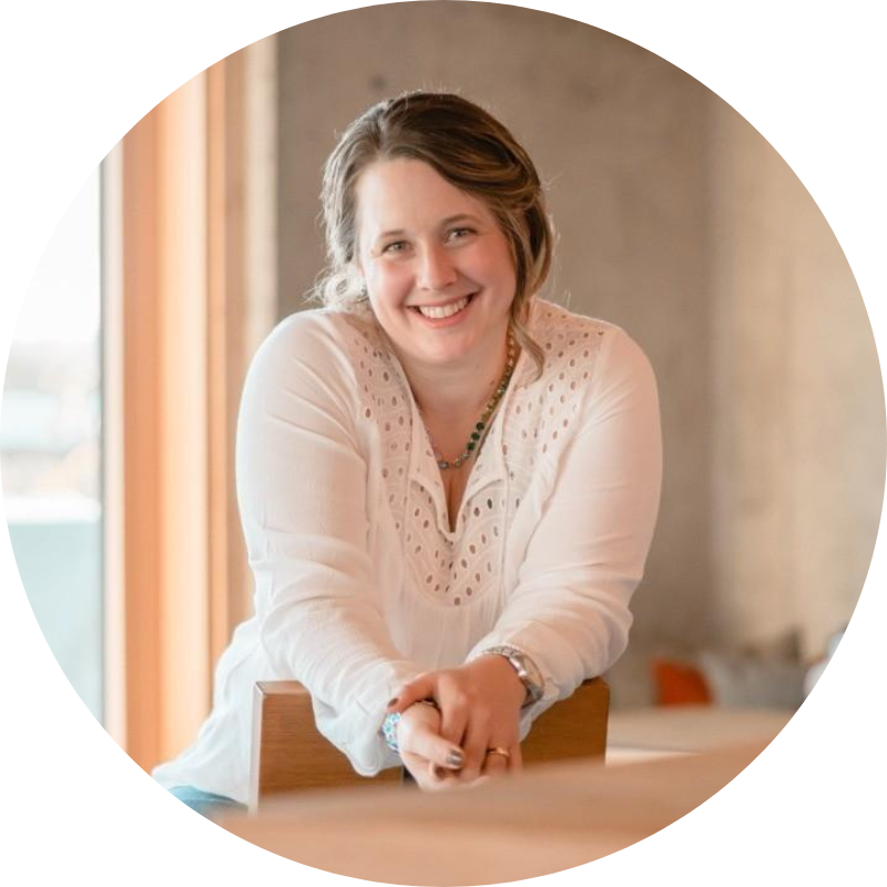 Isabel Ernst über BEYOND von Julia Leifheit